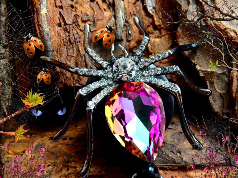 Halloween Badge Reel - Spinne Strass Einziehbarer Ausweishalter Für Krankenschwestern & Pflegekräfte von BadgeAlleybyGerAnne