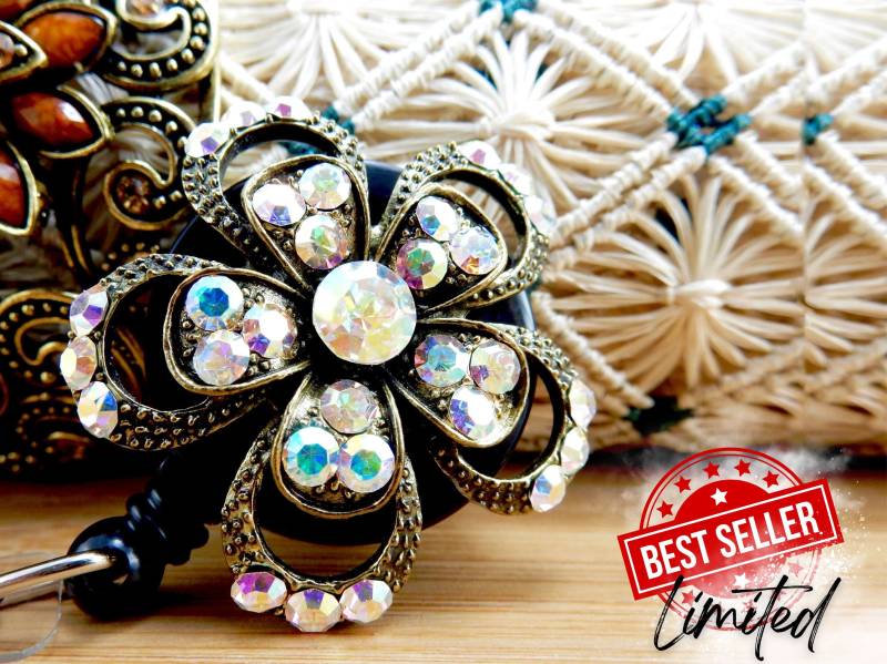 Krankenschwester Wertschätzung Geschenk, Schillernde Blume Id Abzeichen Clip, Abschlussgeschenke Für Die Krankenpflege Schule, Abschlussgeschenk von BadgeAlleybyGerAnne