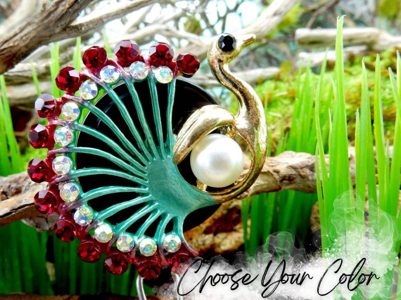 Pfau Bling Abzeichen Clip, Einziehbarer Id Badge Halter, Einziehbare Medical Lab Tech Reel, Halter Pfau Bling Abzeichen Clip, Einziehbarer Id Badge Halter, Einziehbare Medical Lab Tech Reel, Halter von BadgeAlleybyGerAnne