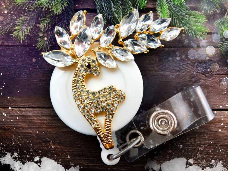 Reindeer Badge Reel - Weihnachten Strass Einziehbarer Ausweishalter Für Krankenschwester Oder Büroangestellte von BadgeAlleybyGerAnne