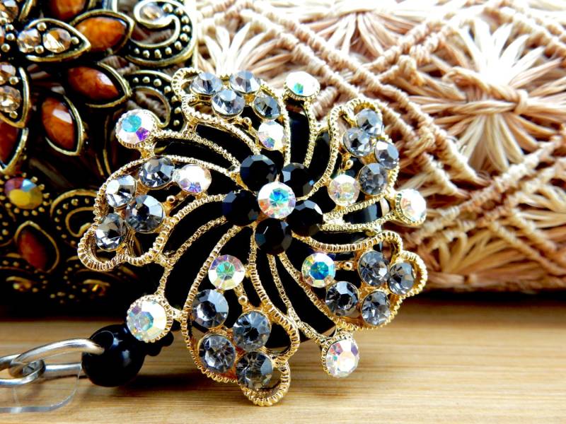 Einziehbare Nursing Badge Reel, Jeweled Clip, Ausweishalter, Id-Halter, Reel Einziehbar, Krankenschwester Abschlussgeschenk von BadgeAlleybyGerAnne