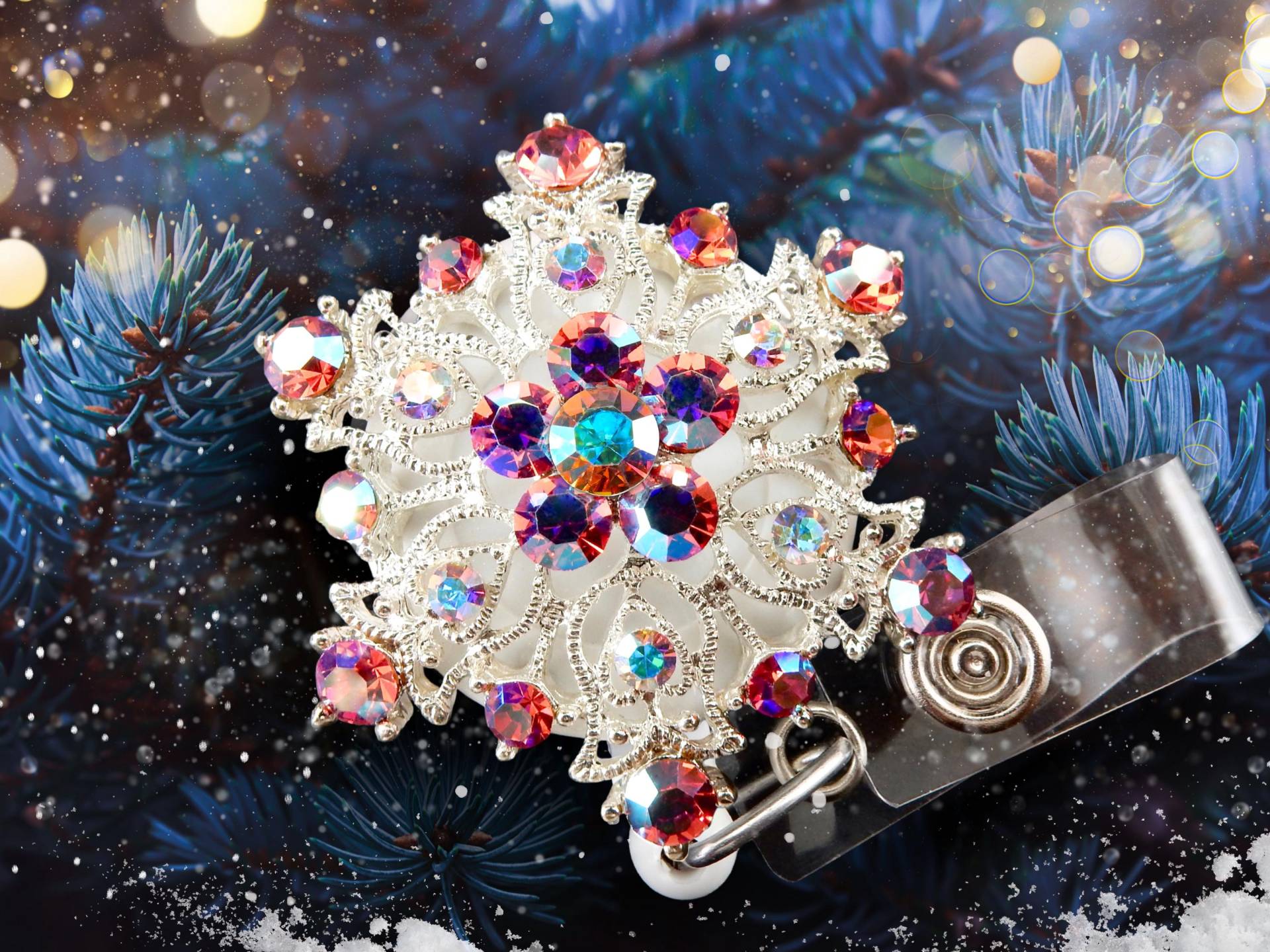 Weihnachten Ausweisrolle Nursing - Schneeflocke Strass Einziehbarer Ausweishalter Für Büroangestellte von BadgeAlleybyGerAnne