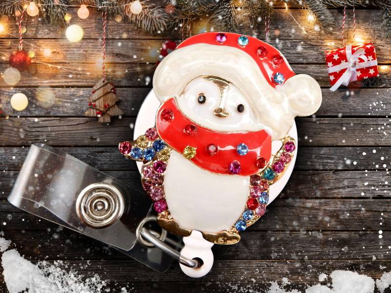 Winter Namensrolle - Pinguin Strass Ausweishalter Für Krankenschwester Oder Büroangestellte von BadgeAlleybyGerAnne