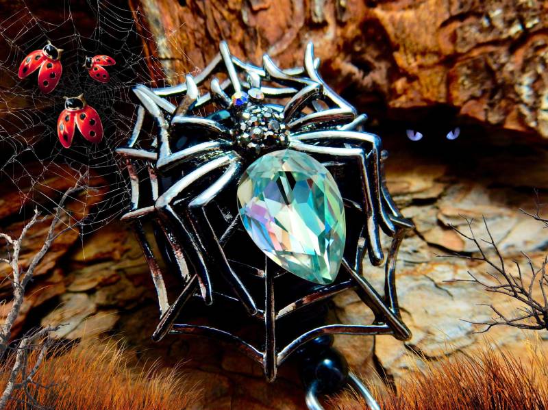 strass Spinne Ausweishalter - Kristall Einziehbare Id Reel Für Krankenschwestern & Pflegekräfte von BadgeAlleybyGerAnne