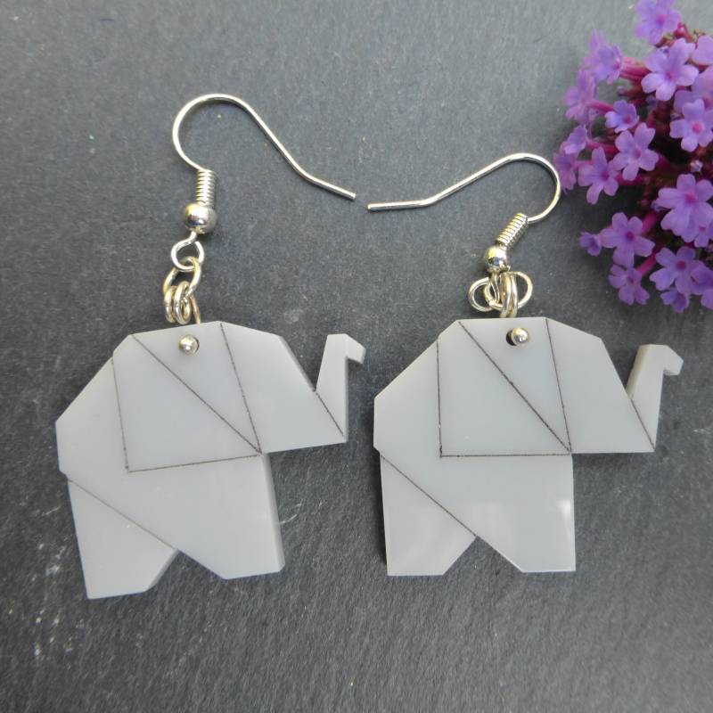 Origami Elefant Ohrringe Origami Elefant Ohrringe von BadgerstoBirds