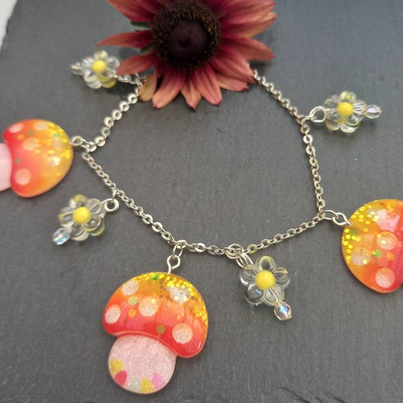 Toadstall Charm Armband von BadgerstoBirds