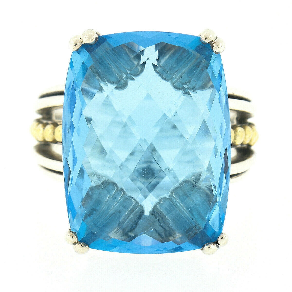 Lagos Caviar Sterling Silber & 18K Gelbgold Großes Rechteckiges Kissen Schachbrett Cut Blue Topaz Solitaire Mit Perlenarbeit Cocktail Ring von BadisJewelers