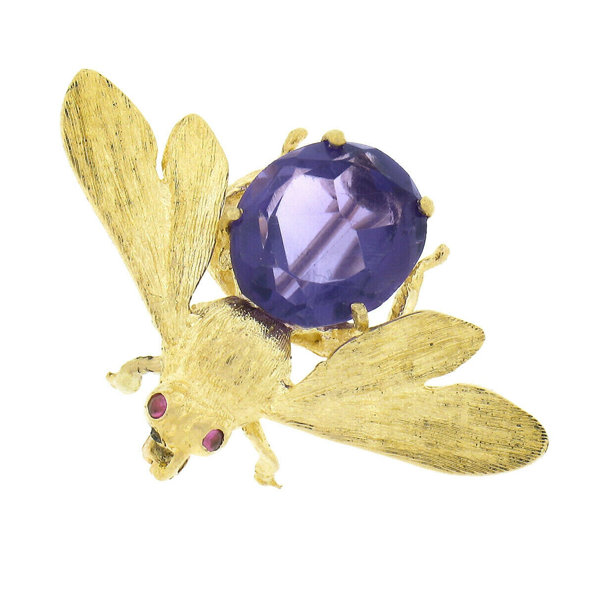 Vintage 14K Gelbgold 4, 54Ctw Oval Brilliant Cut Amethyst & Bezel Ruby Detailgemälde Fly Bee Insekt Pin Brosche in Ausgezeichnetem Zustand von BadisJewelers