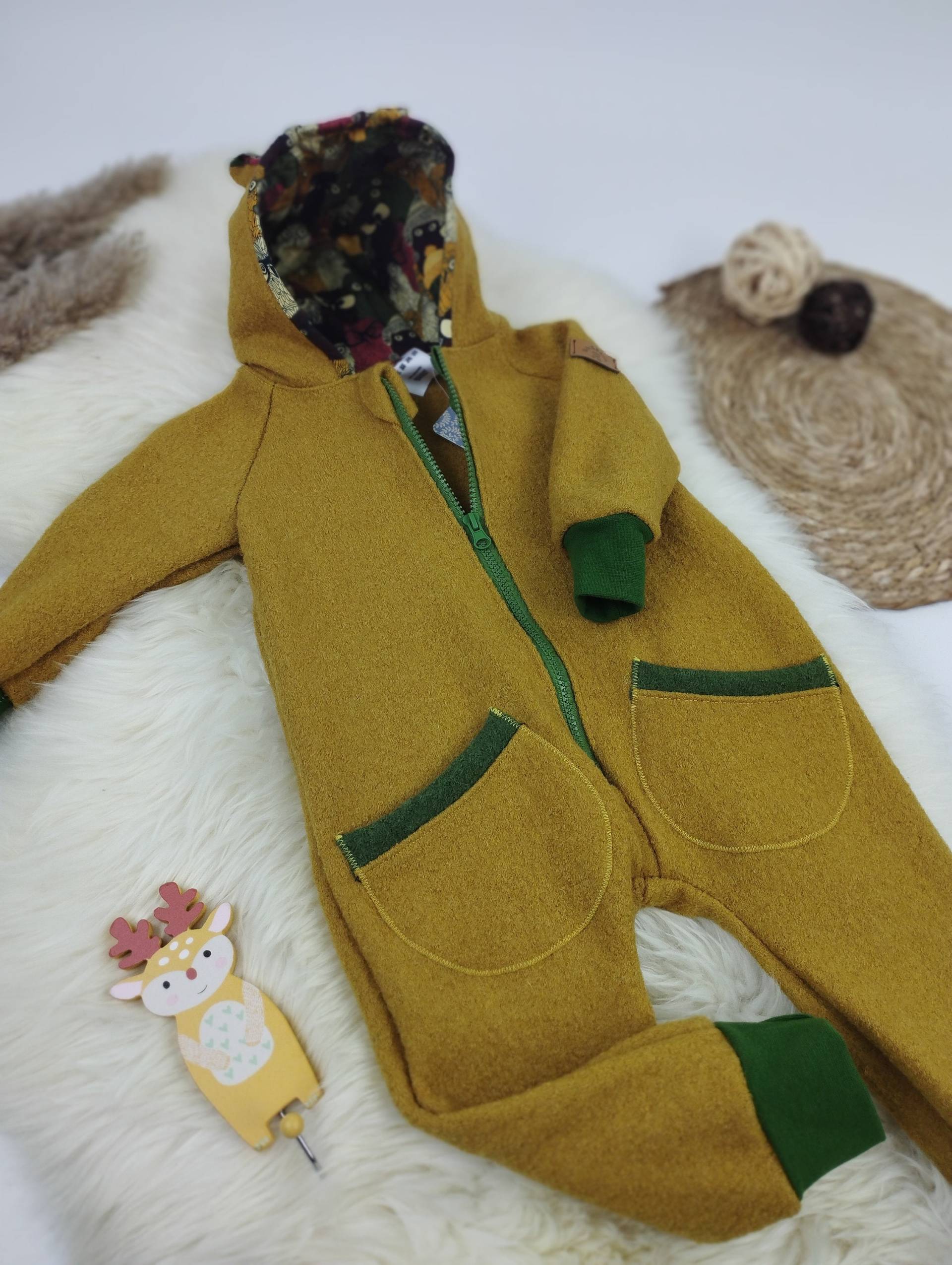 Walkoverall Gr. 80 Senfgelb Artikelnr. 0028 von BaerundBaerinShop