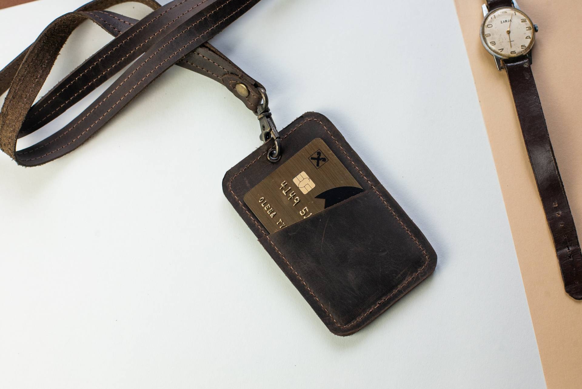 Leder Schlüsselband Mit Tasche, Ausweishalter Personalisierter Aus Leder, Benutzerdefinierter Leder Schlüsselband Mit Tasche, Ausweishalter Personalisierter Aus Leder, Benutzerdefinierter von BagBaseArt