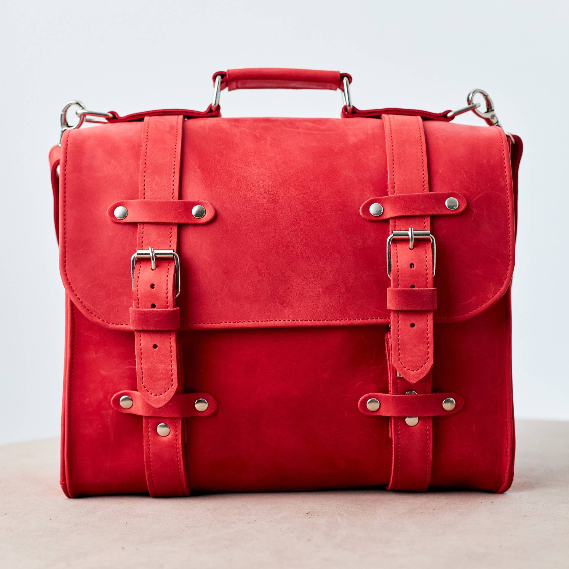 Rote Leder Umhängetasche Für Laptop, Laptoptasche, Leder Schultertasche, Aktentasche, Laptoptasche, Laptoptasche, Große Schultertasche von BagBaseArt