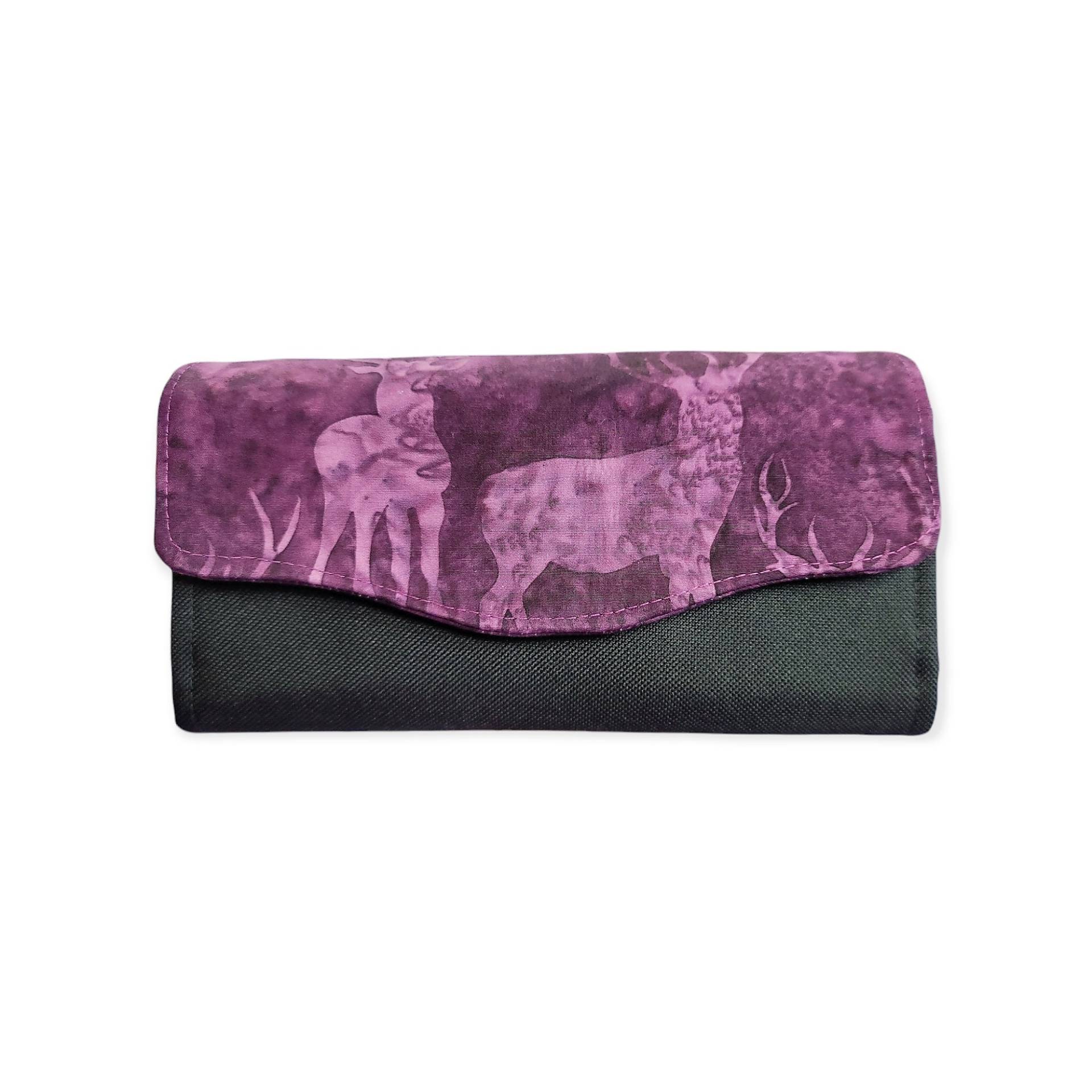 Clutch Portemonnaie Großes Damen Batik Hirsch Lila Und Schwarzes Geldbörse von Bagalisa