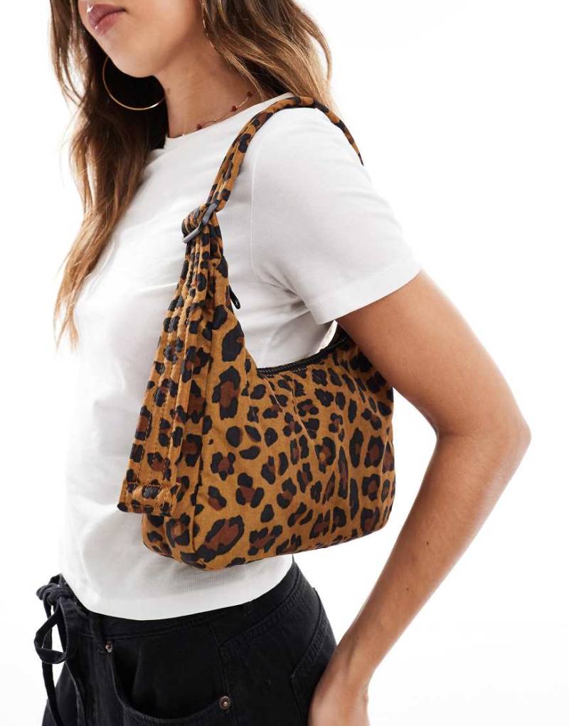 Baggu - Kleine Nylon-Schultertasche mit Leopardenmuster-Braun von Baggu