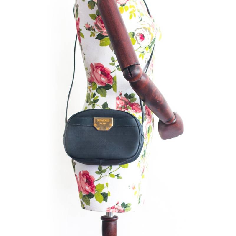 Umhängetasche Im Vintage-stil Von Nina Ricci Umhängetasche Im Vintage-stil Von Nina Ricci von BagsTalk
