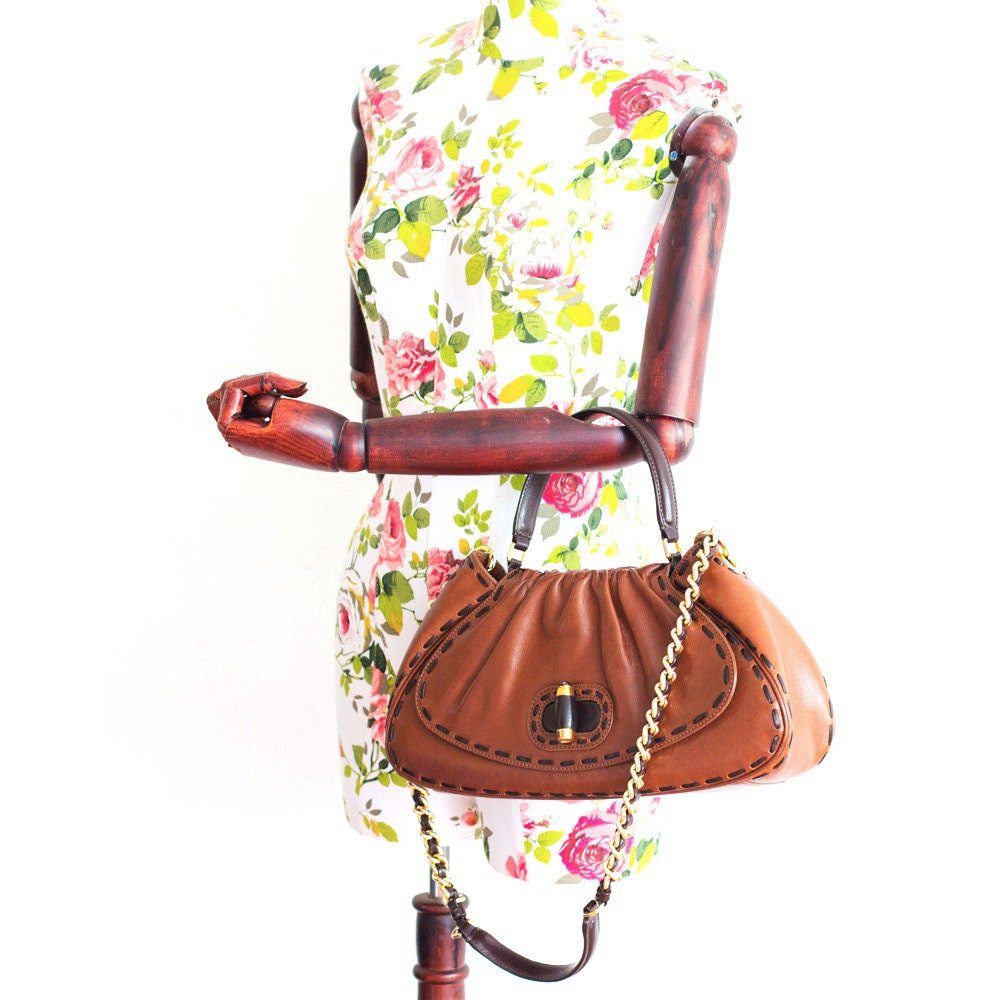 Vintage Moschino Braune Lederhandtasche Vintage Moschino Braune Lederhandtasche von BagsTalk