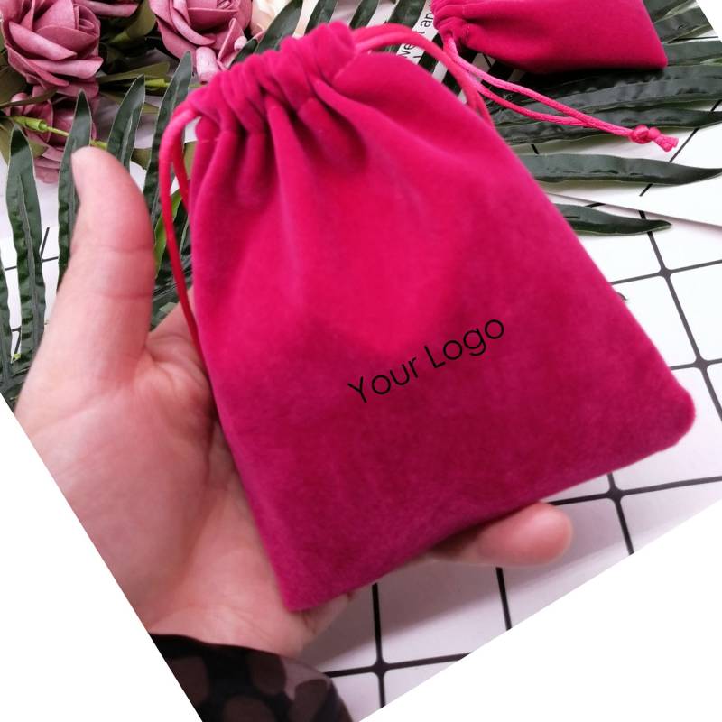 100 Stück Personalisierte Rosen Rot Samt Kordel Schmuck Taschen Individuelles Logo von Bagsbagshome