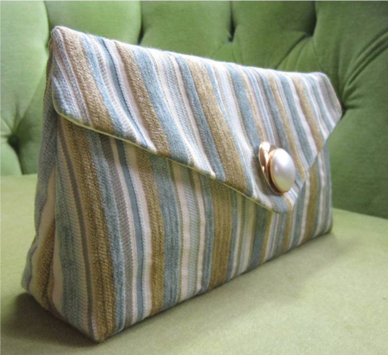 Seefarben Gestreifte Clutch Seefarben Gestreifte Clutch von BagsbyPattio