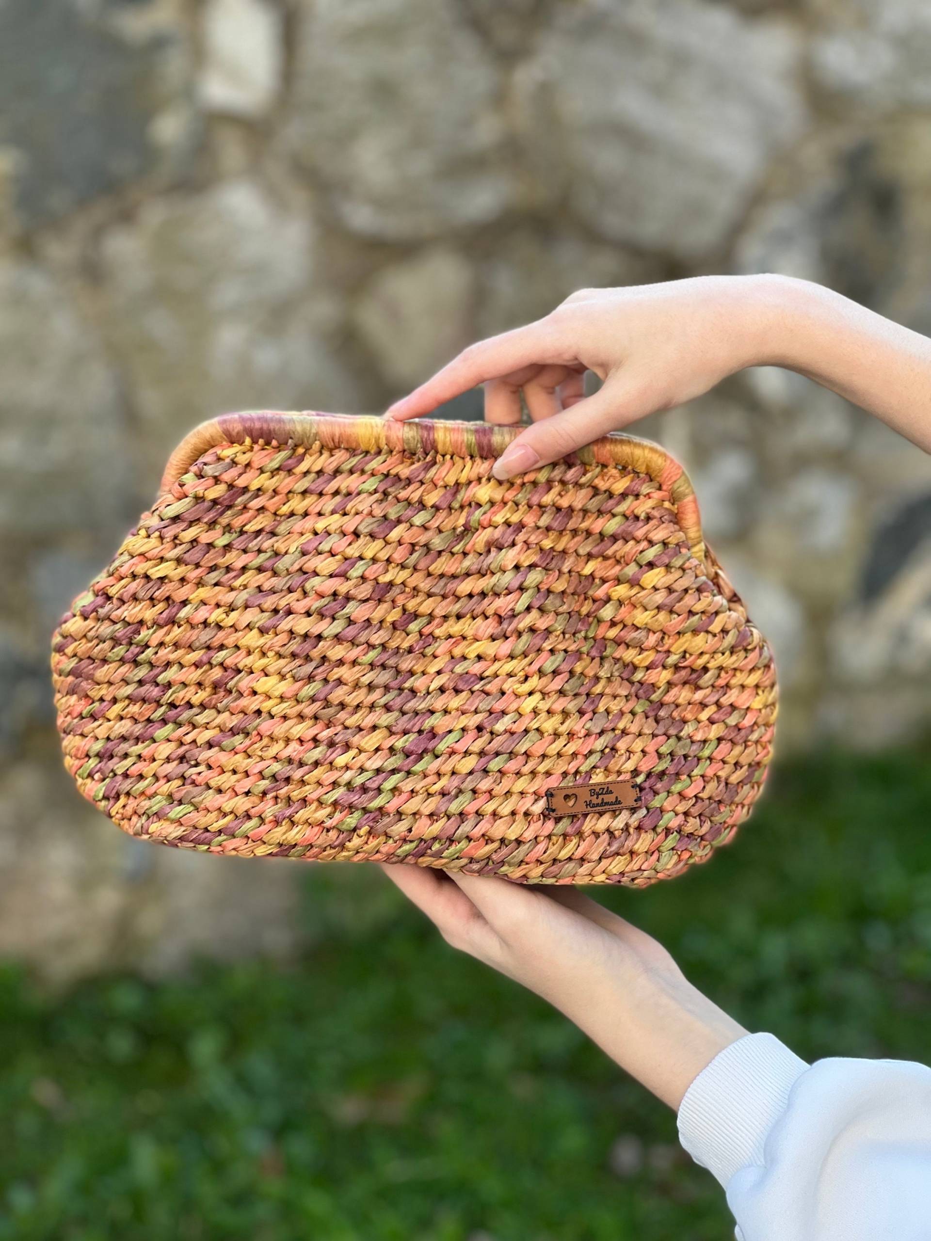 Gehäkelte Raffia Tasche, Cloud Handtasche Für Frauen, Stilvolle Schicke Clutch, Einzigartiges Geschenk Sie, Sunset Multicolor Festival Clutch von BagsbyZda