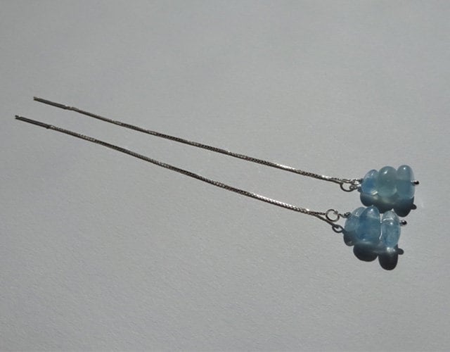 Azurblaue Aquamarin-Kettenohrringe Aus 925Er Sterlingsilber Azurblaue Aquamarin-Kettenohrringe Aus 925Er Sterlingsilber von BaieDesPerles