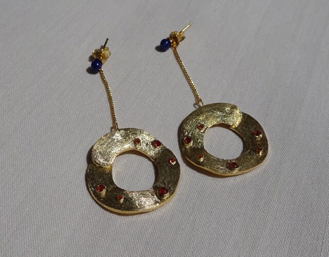 Hängende Ohrringe Aus Granat - Und Lapislazuli-stein in Vermeil Hängende Ohrringe Aus Granat - Und Lapislazuli-stein in Vermeil von BaieDesPerles
