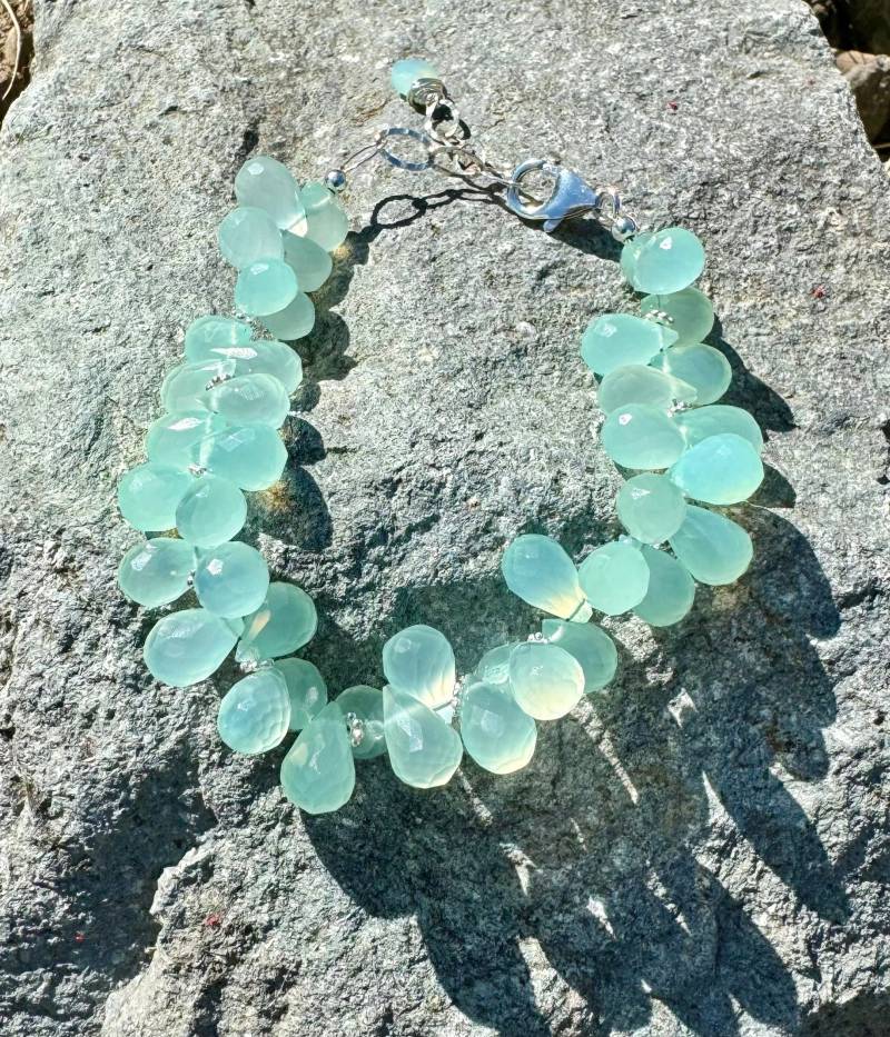 Seafoam Grün/Blau Chalcedon Armband in Sterling Silber Oder Gold Vergoldet von BainbridgeGems