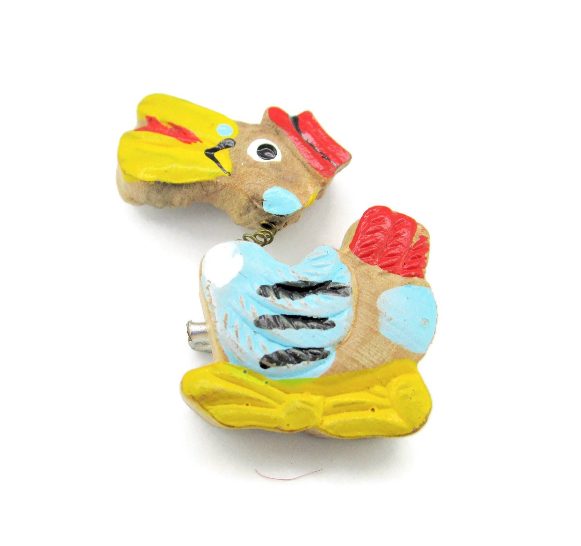 Handbemalte Enten Holz Brosche/Japan Handgeschnitzt Trembler Nodder Spring Neck Pin Rote Mütze Gelb Bill & Füße Blaue Flügel Helles Handbemalte Enten Holz Brosche/Japan Handgeschnitzt Trembler Nodder Spring Neck Pin Rote Mütze Gelb Bill & Füße Blaue Flügel Helles von BajanLizard