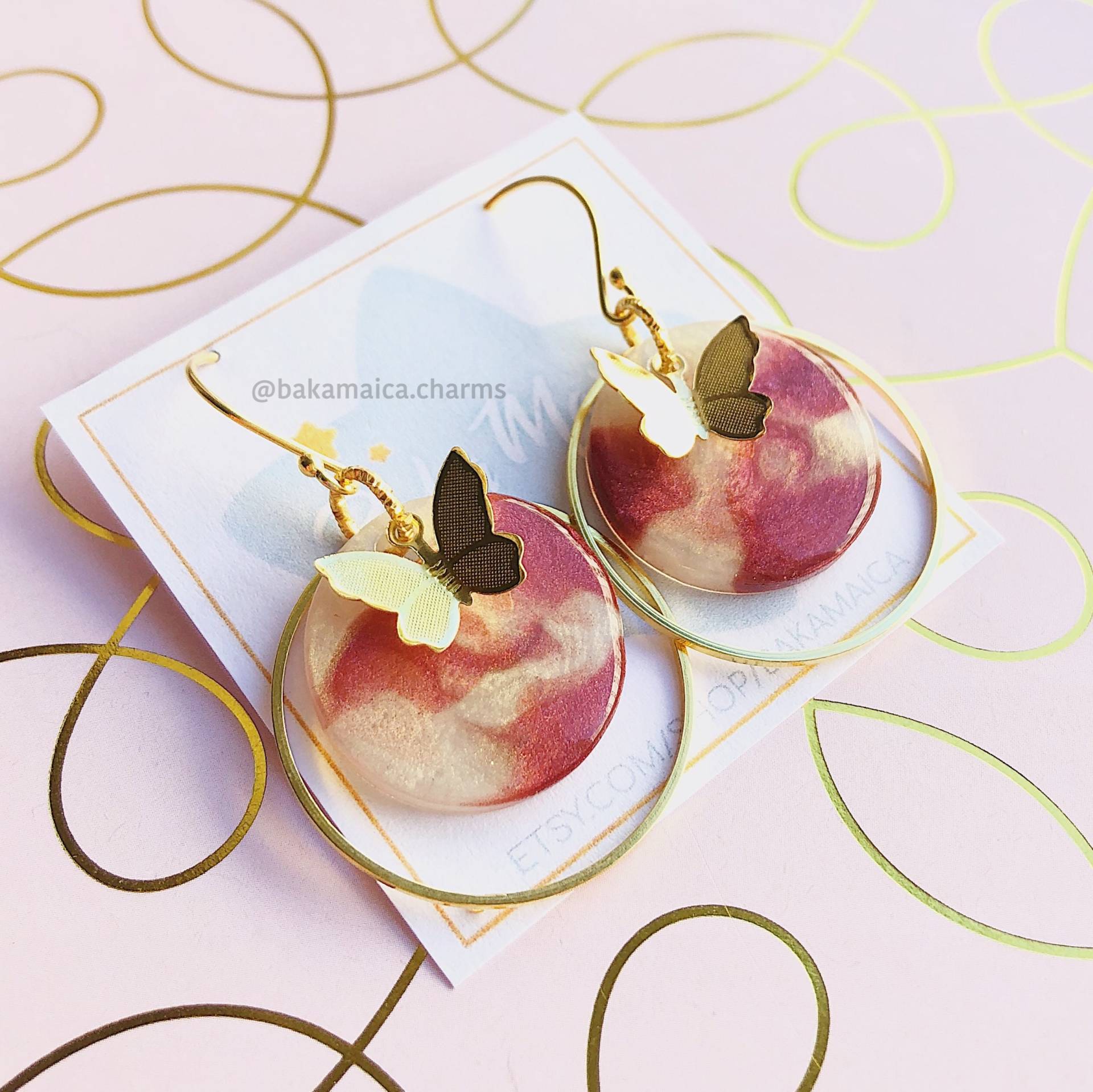 Schmetterling-Kreis-Ohrringe || Harz von BakaMaica