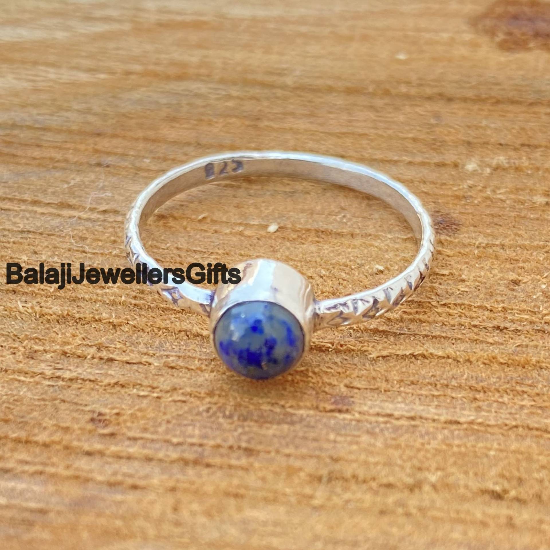 Lapislazuli Edelstein Ring, 925 Sterling Silber, Meditation Zierlicher Daumen Versprechen Frauen Geschenk Für Sie, B1387 von BalajiJewellersGifts