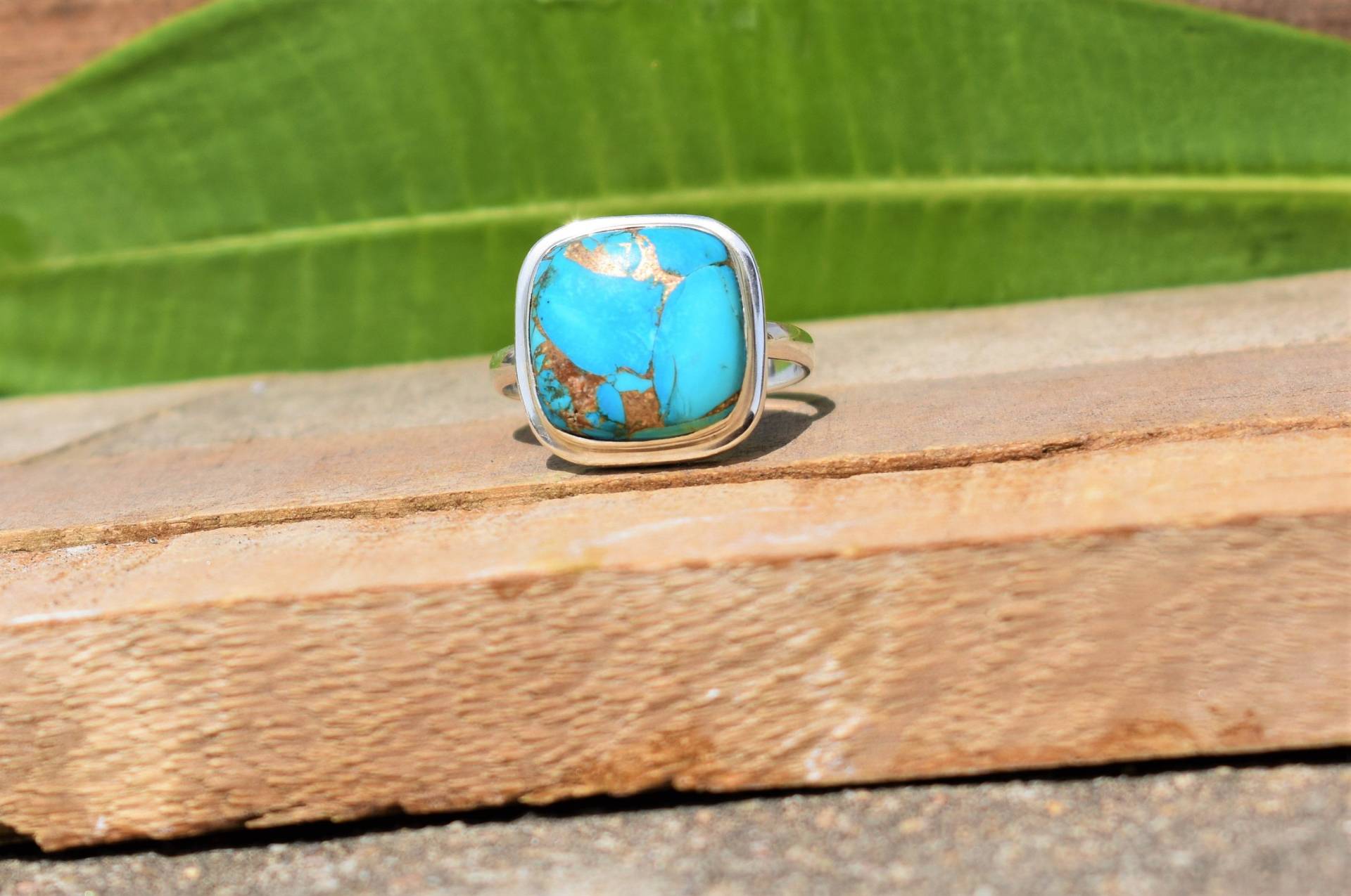 Handgefertigter Kupfer-Türkis-Ring Edelsteinkissen, 925 Sterlingsilber von BalajiJewels