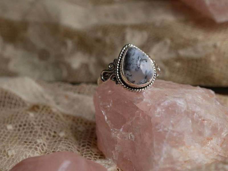 Handgemachte Silber Dendriten Opal Ring von BalajiJewels