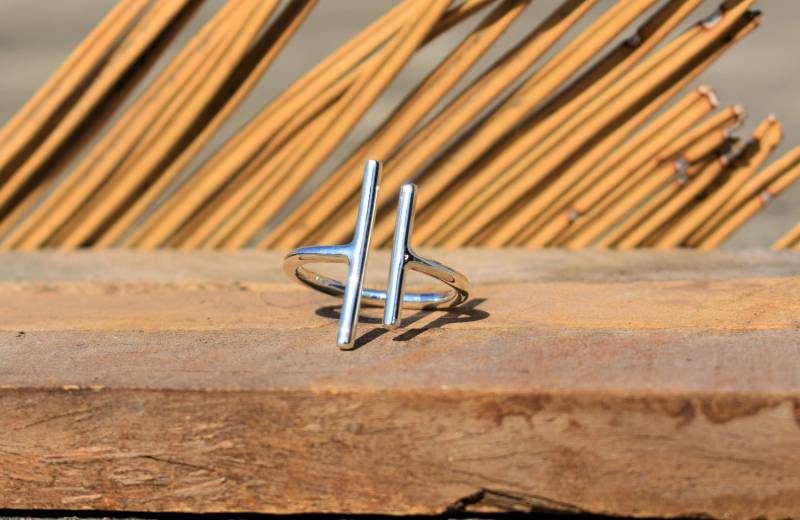 Handgemachte Sterling Silber Double Bar Ring von BalajiJewels