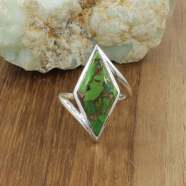 Handgemachte Sterling Silber Türkis Ring Grüner Edelstein Modering von BalajiJewels