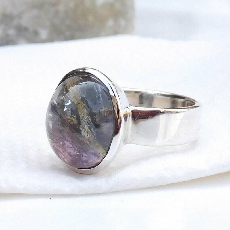 Handgemachter Cacoxenit Sterling Silber Ring Ovaler Edelstein Schmuck von BalajiJewels