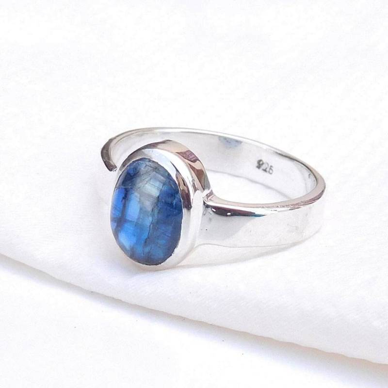 Handgemachter Kyanit Sterlingsilber Ring Oval Blauer Edelstein, Boho Schmuck von BalajiJewels