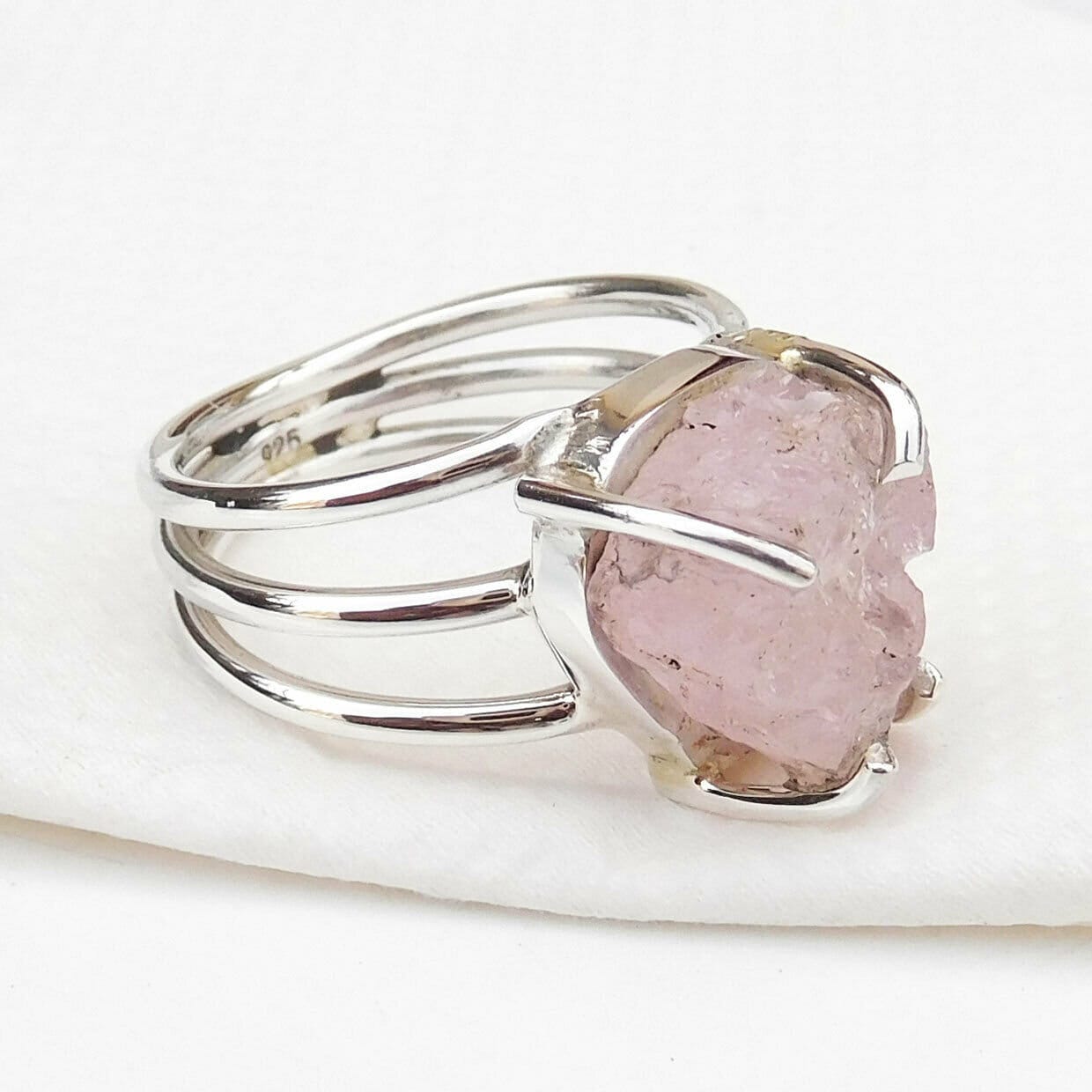 Handgemachter Roher Rosenquarz Ring 925 Sterling Silber Statement Schmuck von BalajiJewels