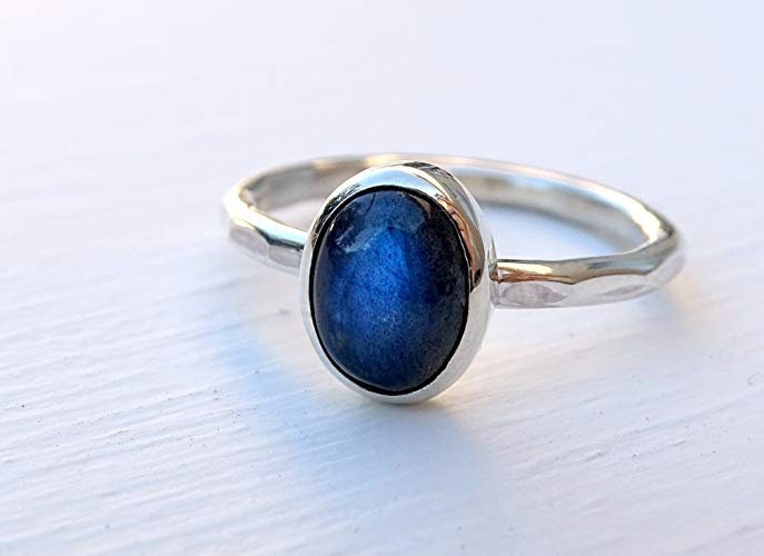 Handgemachter Sterling Silber Labradorit Ring Runder Blauer Edelstein von BalajiJewels