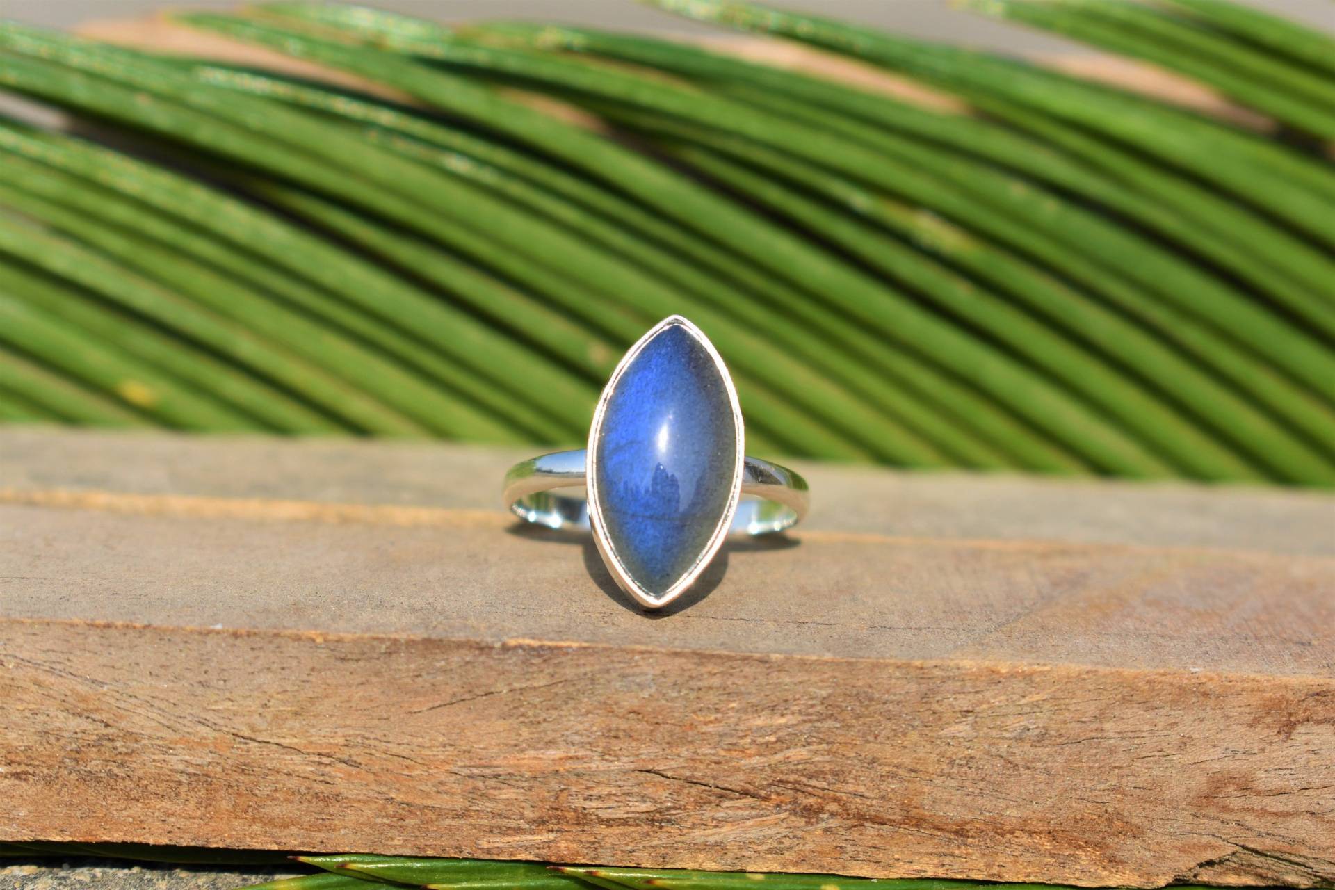 Marquise Labradorit Ring Schlichtes Sterling Silber Band von BalajiJewels