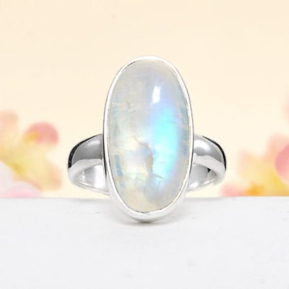 Oval Mondstein Ring 925 Sterling Silber Band von BalajiJewels
