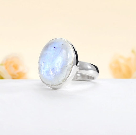 Ovaler Mondsteinring Handgefertigter 925Er Sterlingsilber von BalajiJewels