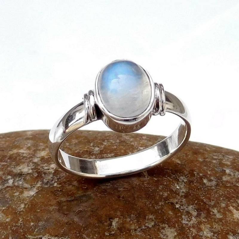 Ovaler Regenbogen Mondstein Ring 925 Sterling Silber Band von BalajiJewels