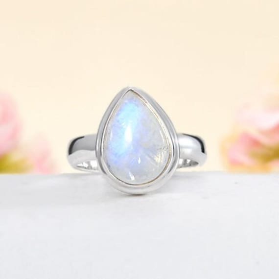 Regenbogen Mondstein Ring Handgefertigtes 925 Sterling Silber Band von BalajiJewels