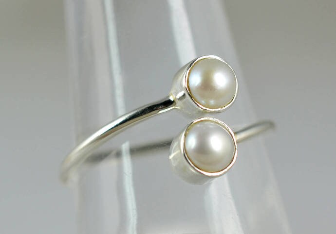 Weiße Perle Sterling Silber Ring Handgemachter Statement Schmuck von BalajiJewels