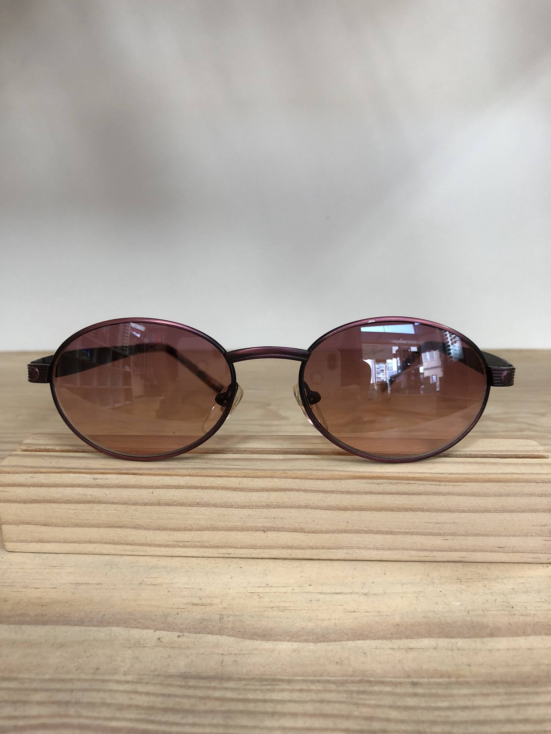 Ovale Farbe Vintage Sonnenbrille Ovale Farbe Vintage Sonnenbrille von BalboaEyewear