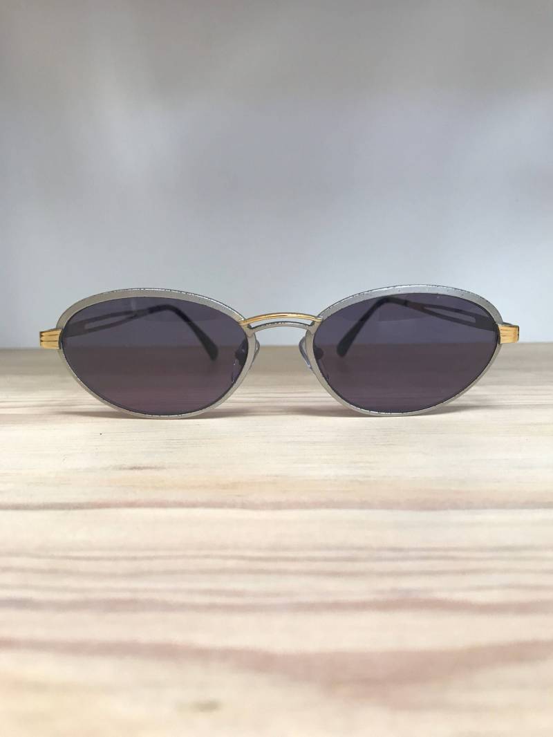 Revue Vintage Sonnenbrille Oval Silber Revue Vintage Sonnenbrille Oval Silber von BalboaEyewear