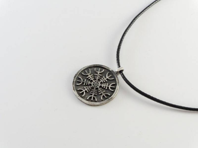 sterling Silber Wikinger Aegishjalmur Helm Der Ehrfurcht Schutz Anhänger von BaldurJewelryShop