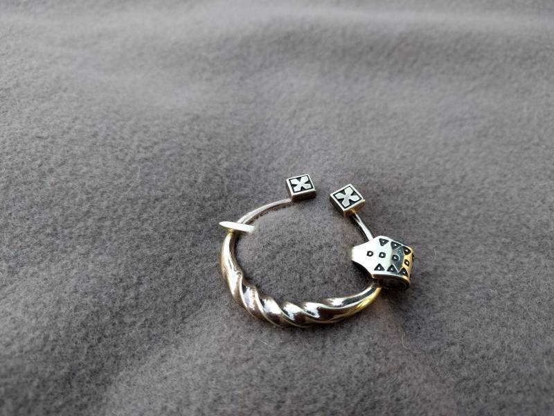 Wikinger Hiqh Qualität Penannular Brosche Umhang Spange Schal Pin Schmuck von BaldurJewelryShop