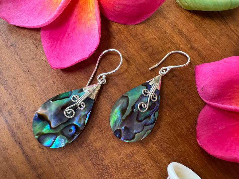 Rainbow Drop Ocean Shell Earrings 925 Sterling Silver Rainbow Drop Ocean Shell Earrings 925 Sterling Silver von BaliMoonSilver