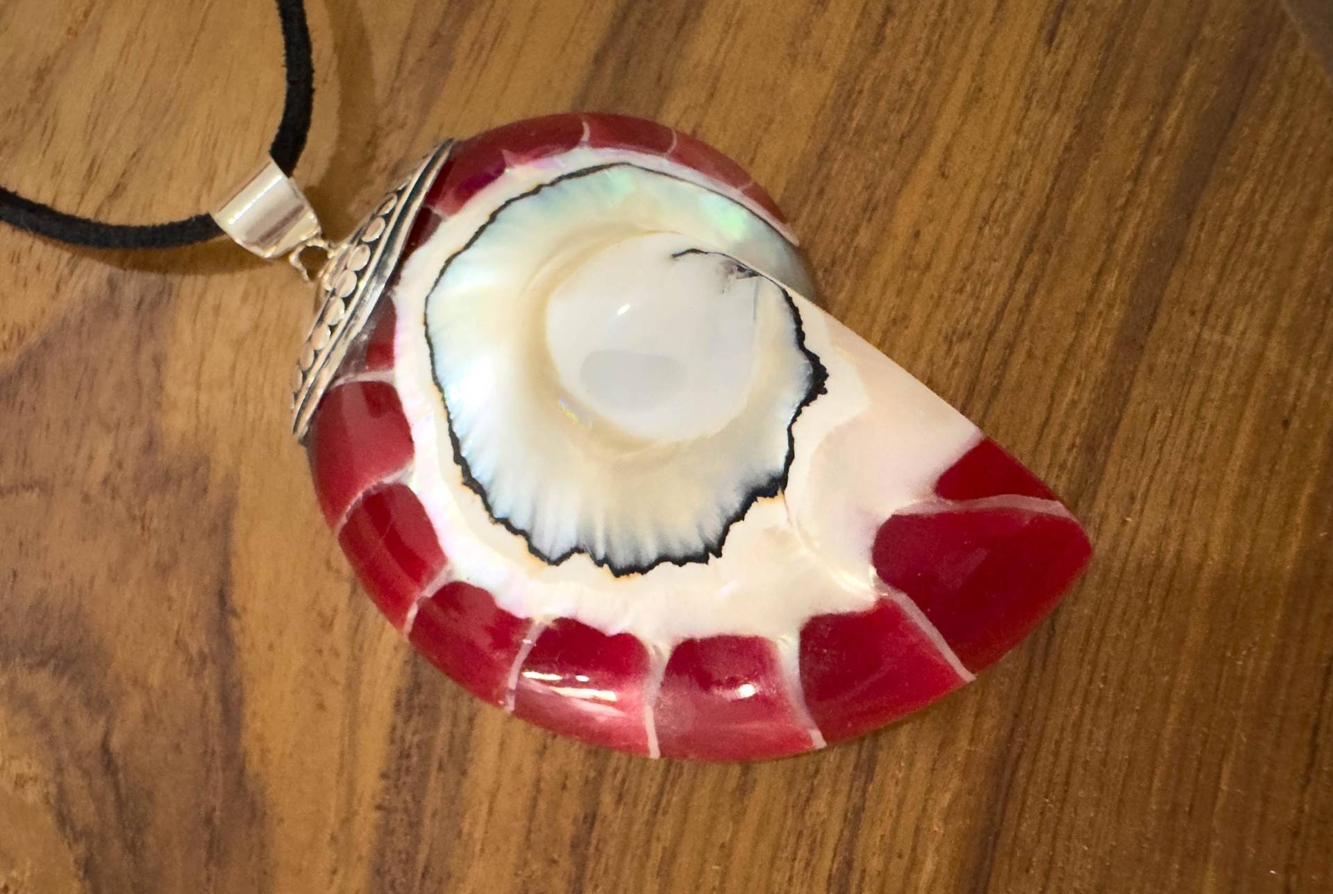 Red Nautilus Shell Pendant, Bali Jewelry, 925 Sterling Silver 50mm Red Nautilus Shell Pendant, Bali Jewelry, 925 Sterling Silver 50mm von BaliMoonSilver
