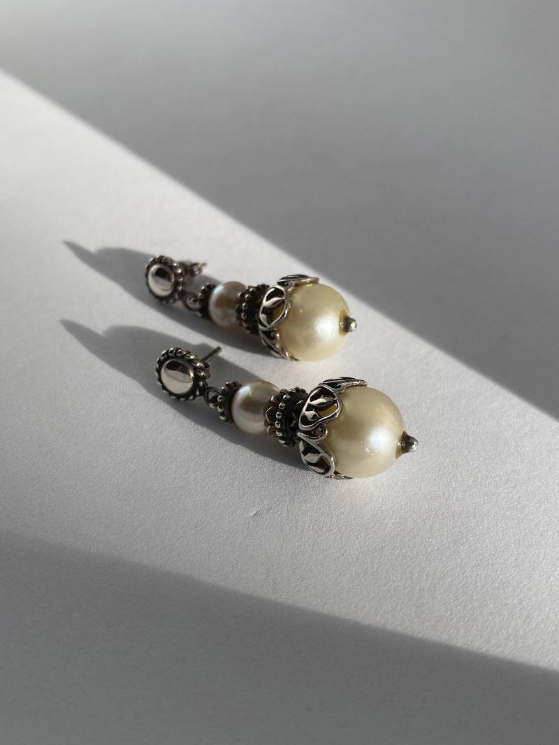 Nur Ein Ohrring Sterling Silber Seegoldperlen | Inklusive Markenverpackung Im Silver Sun-Stil Handgefertigtes Schmuckdesign Aus Bali von BaliSilverSun