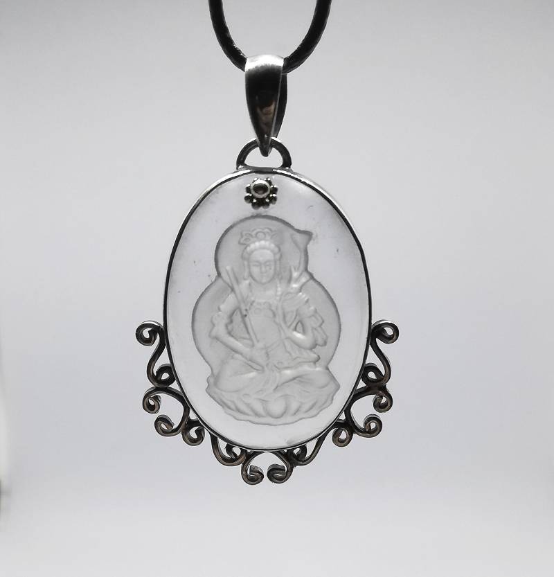 Nur Ein Strass Kristall Sterling Silber Anhänger Halskette Beinhaltet Marken Verpackung Sonnen Stil Schmuck Design Handgefertigt Aus Bali von BaliSilverSun